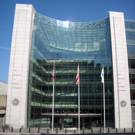 VanEck Withdraws Lido Staked Ethereum ETF: What the Filing Does and Doesn’t Say