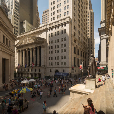 Wall Street’s Tokenization Bet: ICE, LSE and DBS Go All-In