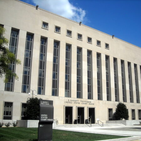 Community Banks Sue the OCC Over Crypto Trust Charters: What Holders Should Know